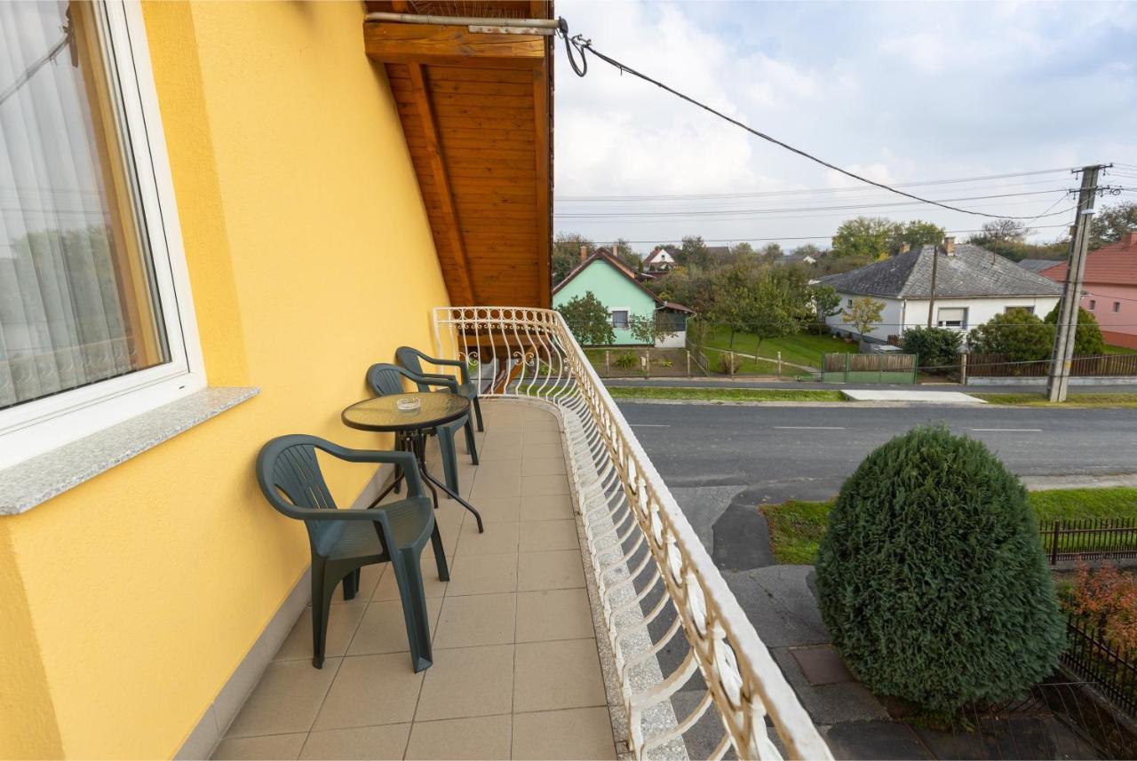 Betli Panzio Hotel Zalaegerszeg Luaran gambar