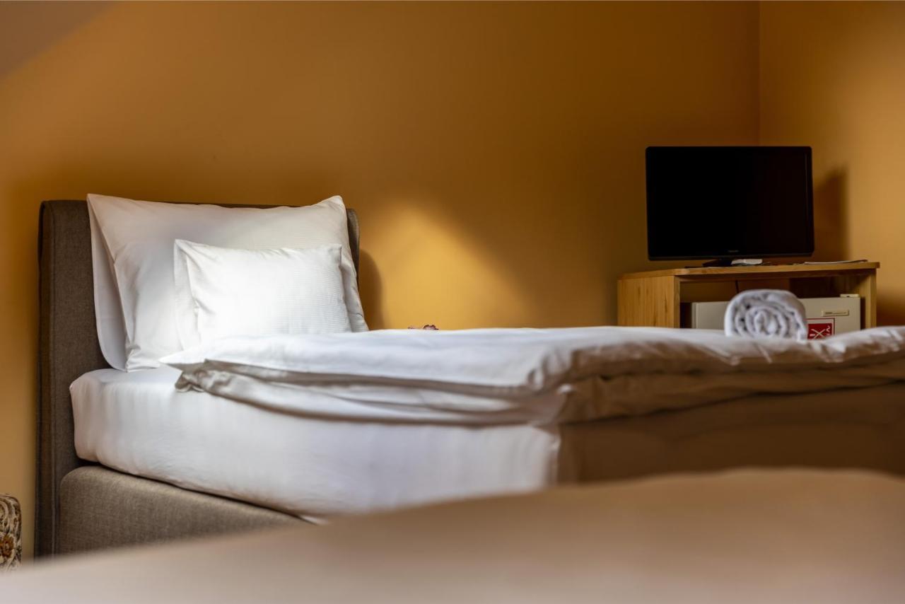 Betli Panzio Hotel Zalaegerszeg Luaran gambar