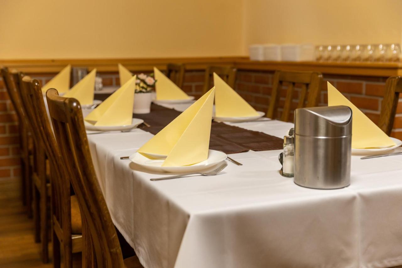 Betli Panzio Hotel Zalaegerszeg Luaran gambar