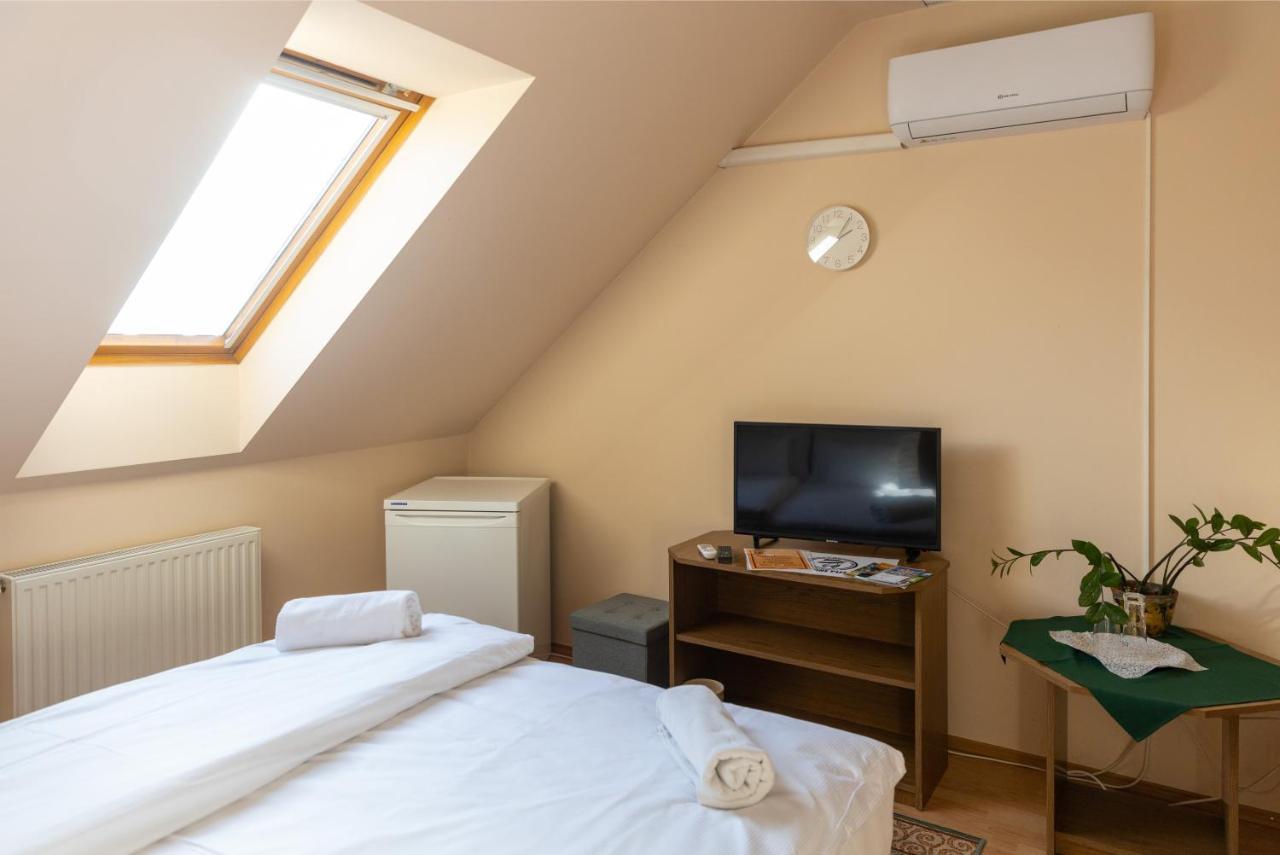 Betli Panzio Hotel Zalaegerszeg Luaran gambar